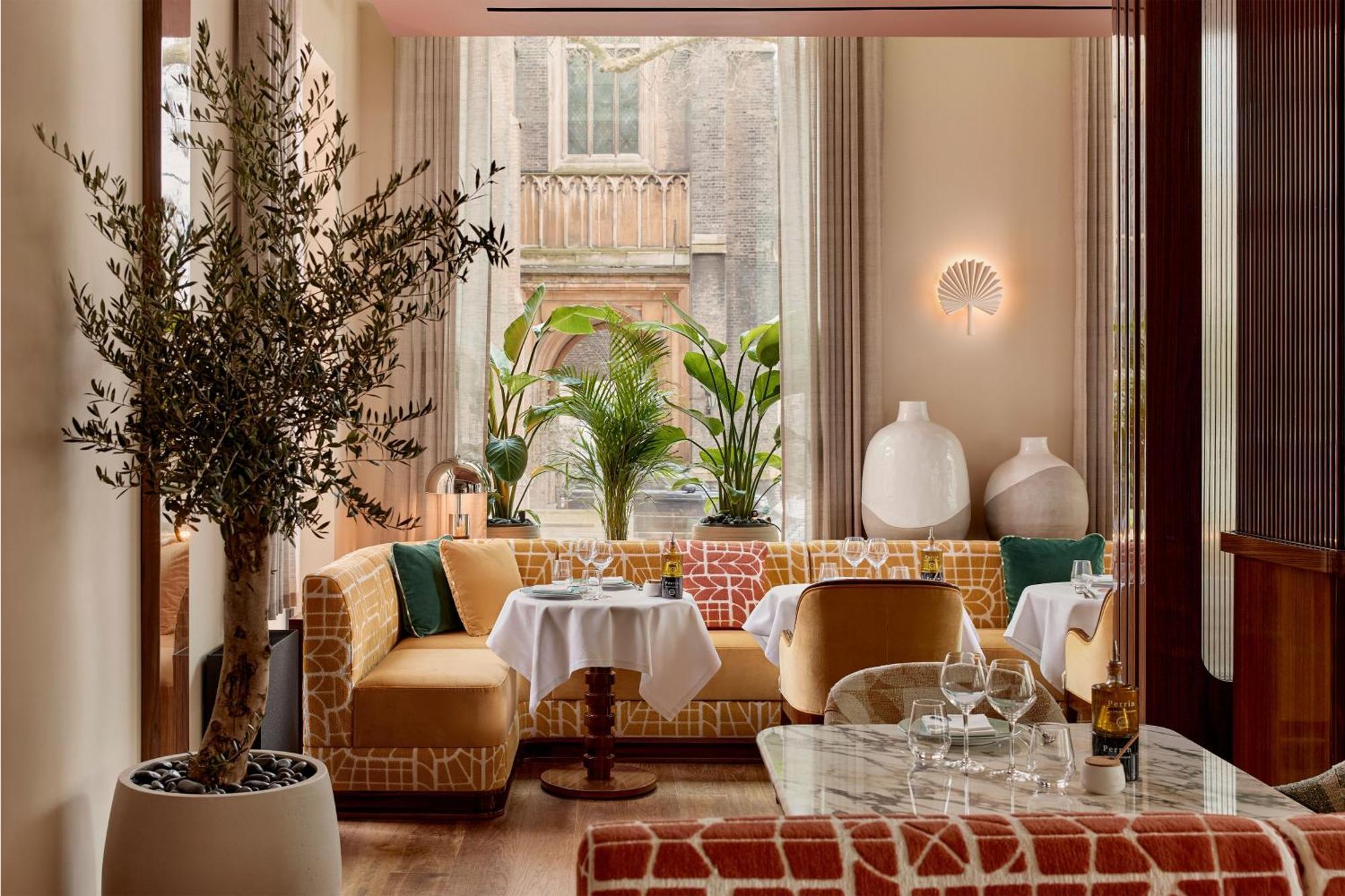 The Berkeley, Maybourne 5* Londen